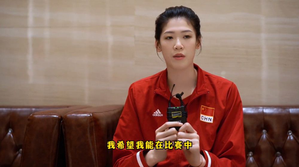 国模gogo一区二区大胆私拍