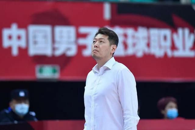 在线观看亚洲精品