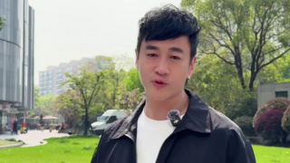 三个人c我好爽下面好痛